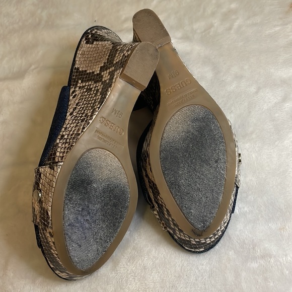 Guess Denim and Animal Print Wedges Size 9.5 - Picture 8 of 9